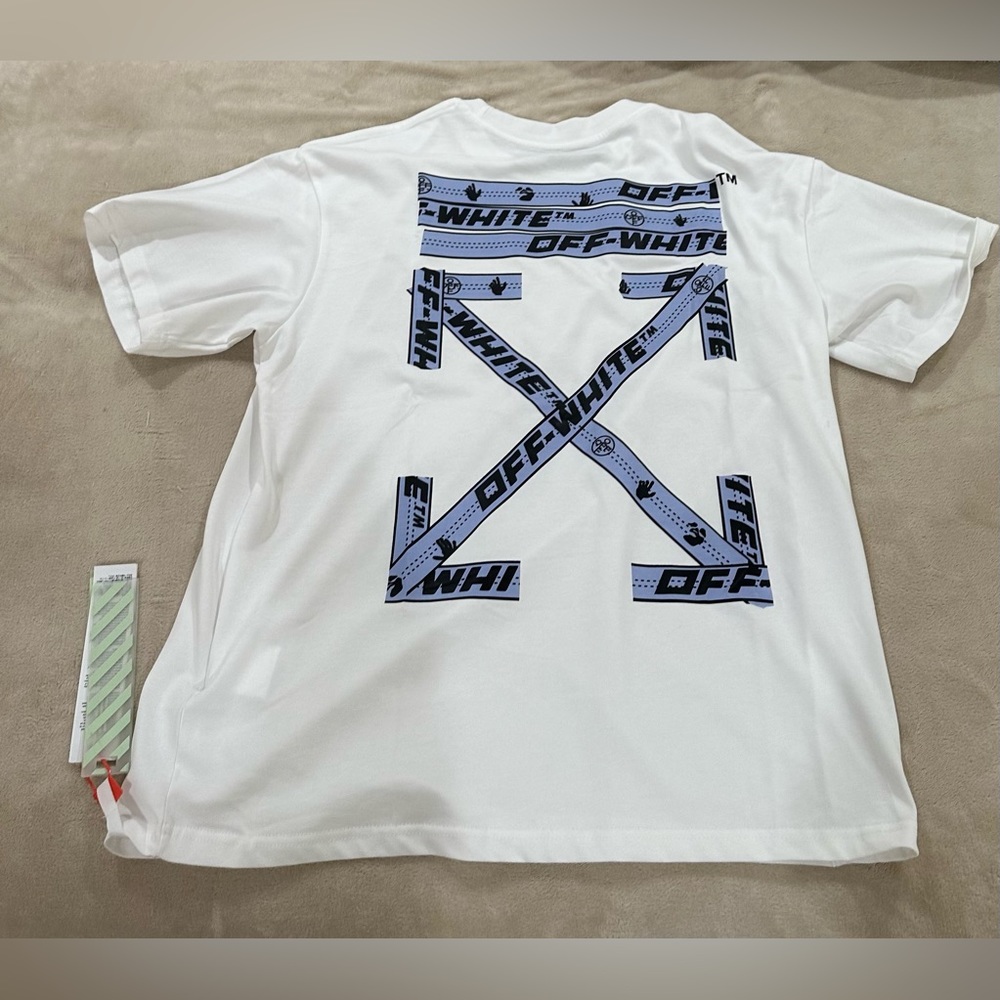 OFF-White tee